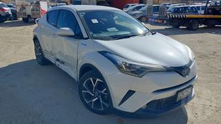 2016 Toyota C-hr LS PHEV/4WD/AT Hatch Photo