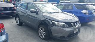 2014 Nissan Qashqai ST 2.0P/CVT Hatch Photo
