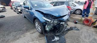 2017 Mazda MAZDA3 GLX 2.0P/6AT Hatch Photo