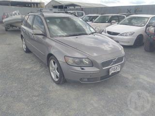 2004 Volvo V50 Station Wagon Photo