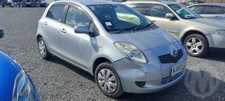2006 Toyota Vitz Hatch Photo