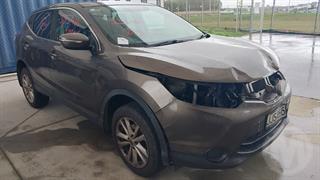 2015 Nissan Qashqai ST 2.0P/CVT Hatch Photo