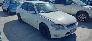 2000 Toyota Altezza Sedan Photo