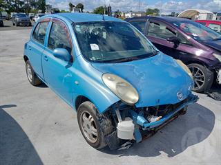 2002 Nissan March Hatch Photo