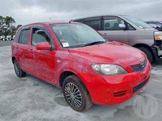2004 Mazda Demio Hatch Photo