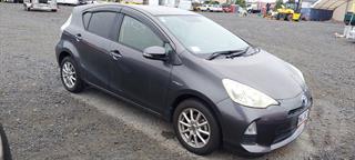 2012 Toyota Aqua Hatch Photo