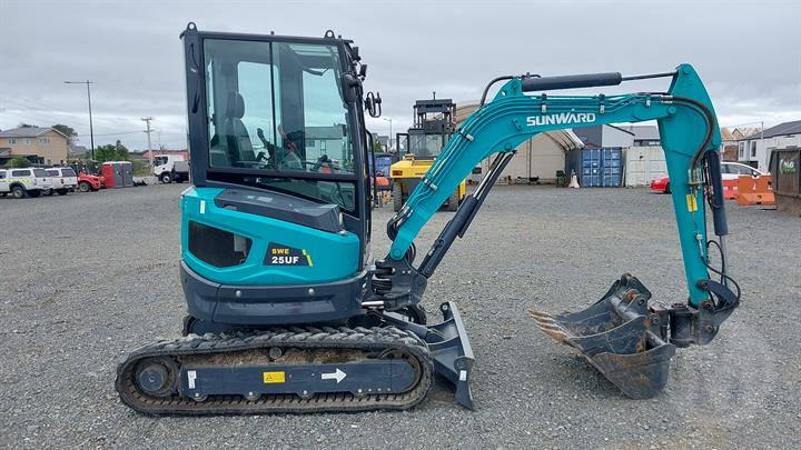Lazy Owl Image
