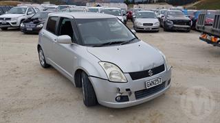 2005 Suzuki Swift Hatch Photo