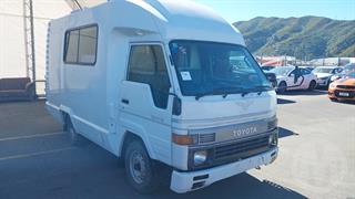 1991 Toyota Hiace Campervan Photo