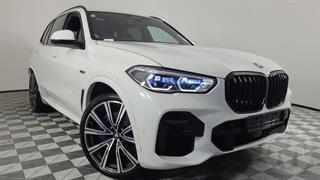2023 BMW X5 X45E PHEV/4WD/8AT/S 5D Touring Photo