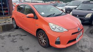 2014 Toyota Aqua Hybrid Hatch Photo