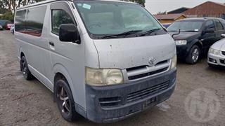 2004 Toyota Hiace Regius ACE Panel Van Photo