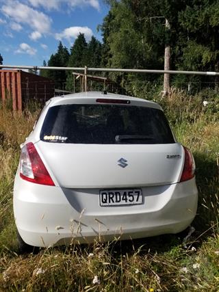 2014 Suzuki Swift Hatch Photo