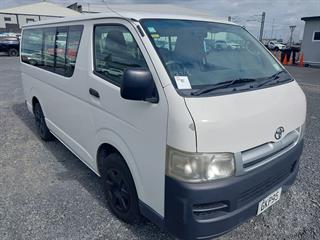 2006 Toyota Hiace Van Photo