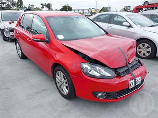 2011 Volkswagen Golf TSI Hatch Photo