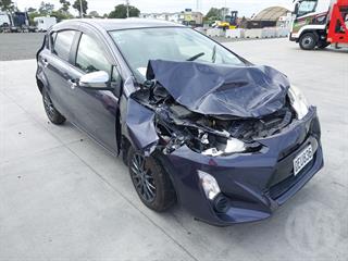 2015 Toyota Aqua Hatch Photo