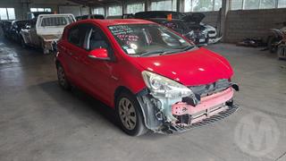 2014 Toyota Aqua Hybrid Hatch Photo