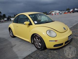 2006 Volkswagen Beetle Sedan Photo