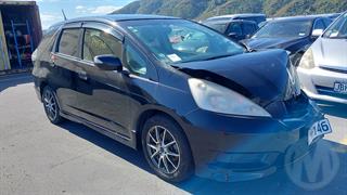 2012 Honda fit Shuttle Station Wagon Photo