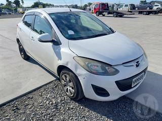 2013 Mazda Demio Hatch Photo