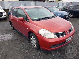 2005 Nissan Tiida Hatch Photo