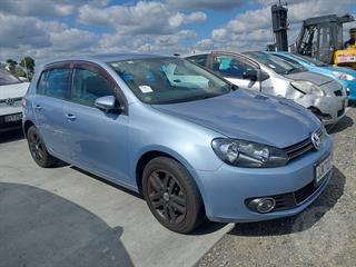 2010 Volkswagen Golf TSI Hatch Photo