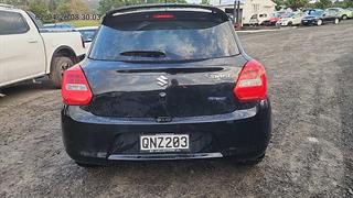 2019 Suzuki Swift Hybrid Hatch Photo