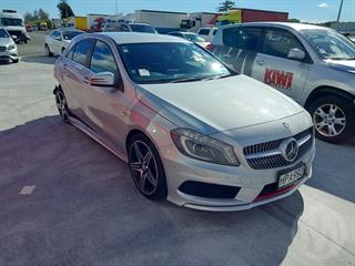 2013 Mercedes-Benz A250 Hatch Photo