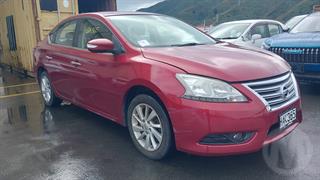 2013 Nissan Pulsar TI Sedan Photo