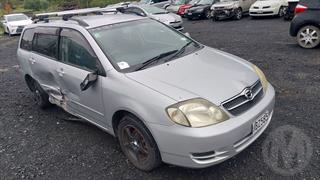 2004 Toyota Corolla Fielder Station Wagon Photo