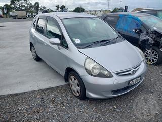 2008 Honda fit Hatch Photo