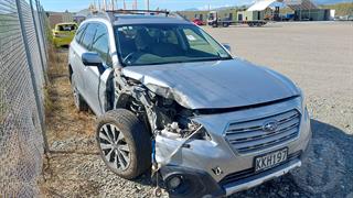 2017 Subaru Outback Premium 2.5P/4WD Station Wagon Photo