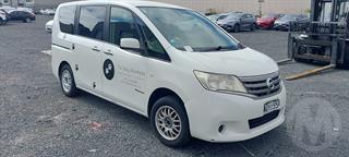 2012 Nissan Serena Station Wagon Photo