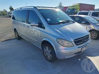 2009 Mercedes-Benz V350 Station Wagon Photo