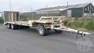 1977 TMC 4D Transporter Trailer Photo