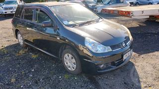 2005 Nissan Wingroad Station Wagon Photo