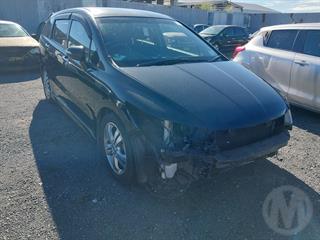 2010 Honda Stream RS Z Station Wagon Photo