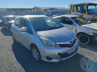 2013 Toyota Vitz Hatch Photo