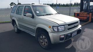 1997 Nissan Terrano Regulus Station Wagon Photo