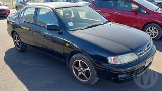 1997 Nissan Primera Sedan Photo