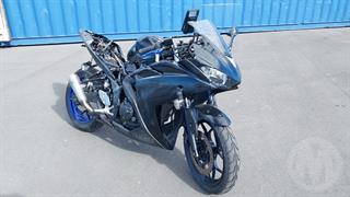 2016 Yamaha YZF R3 Motorcycle Photo