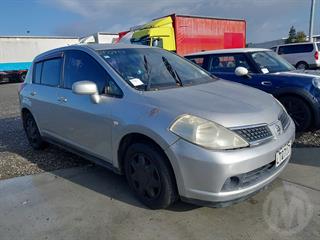 2005 Nissan Tiida Hatch Photo