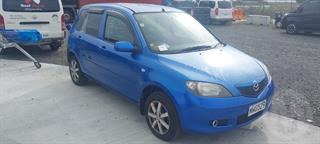 2005 Mazda Demio Hatch Photo
