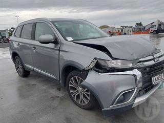 2018 Mitsubishi Outlander LS 2.0P/CVT Station Wagon Photo