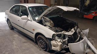2000 Honda Civic GLI Sedan Photo
