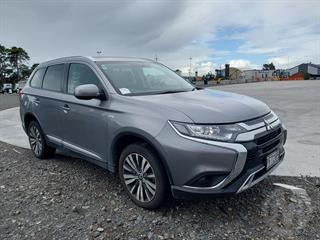 2022 Mitsubishi Outlander LS 2.4P/CVT Station Wagon Photo