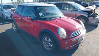 2005 BMW Mini Cooper Hatch Photo