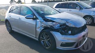 2015 Volkswagen Golf TSI Highline 7dsg Hatch Photo