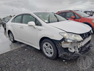 2010 Toyota SAI Sedan Photo