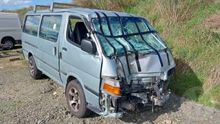 2004 Toyota Hiace 2.4P ZL VAN 5M Panel Van Photo